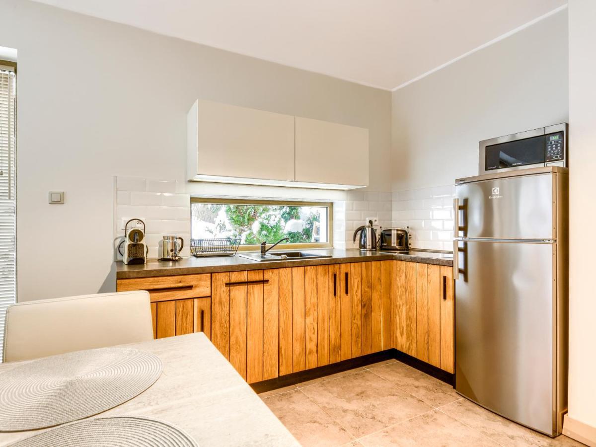 Mazursko - Komfortowe Apartamenty Nad Jeziorem, Sauna, Kominki Na Parterze Kretowiny Exterior photo