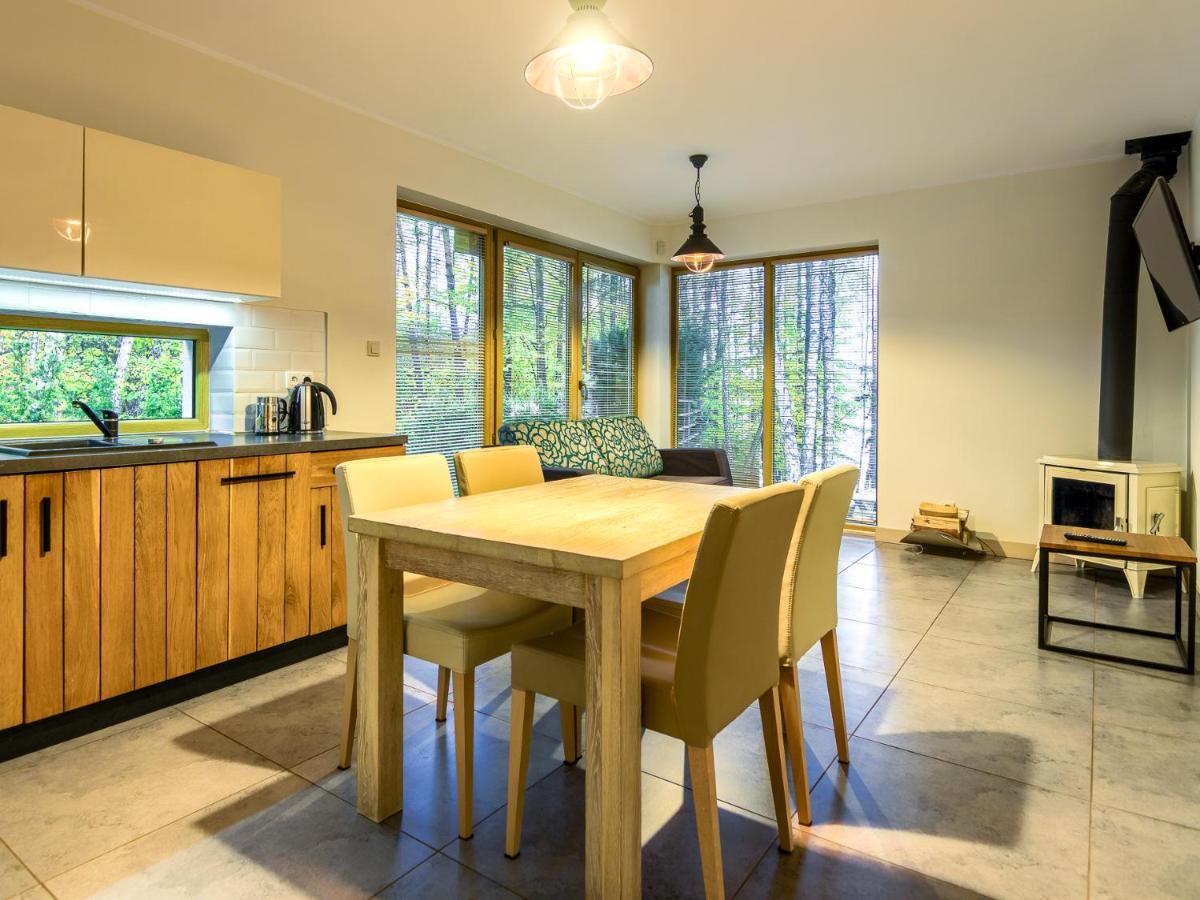 Mazursko - Komfortowe Apartamenty Nad Jeziorem, Sauna, Kominki Na Parterze Kretowiny Exterior photo