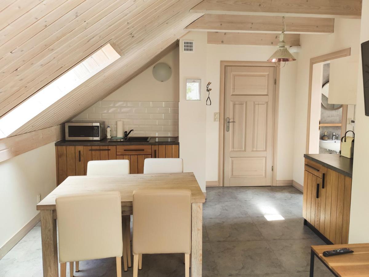 Mazursko - Komfortowe Apartamenty Nad Jeziorem, Sauna, Kominki Na Parterze Kretowiny Exterior photo
