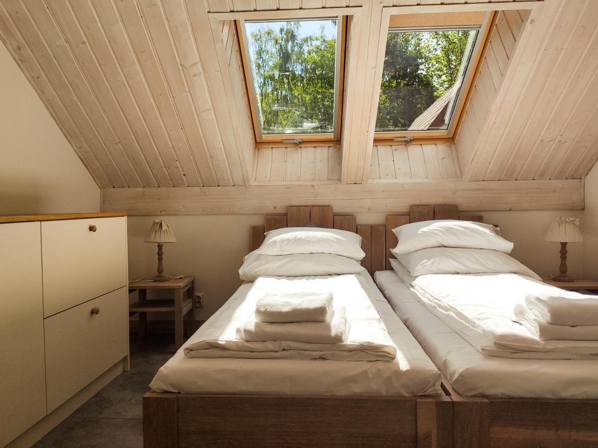 Mazursko - Komfortowe Apartamenty Nad Jeziorem, Sauna, Kominki Na Parterze Kretowiny Exterior photo