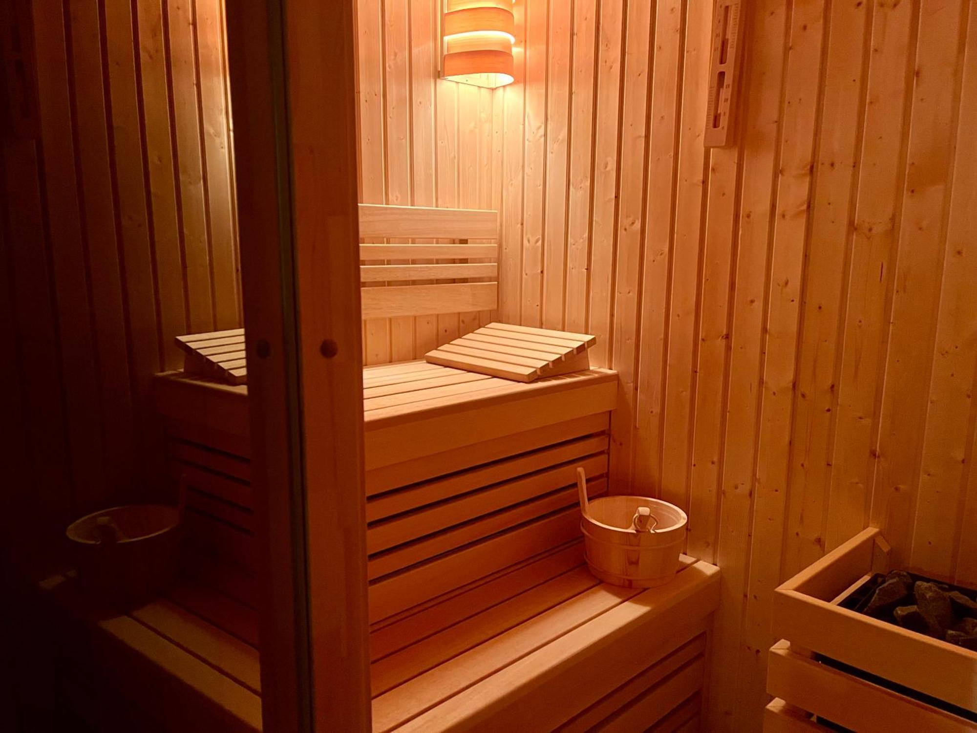 Mazursko - Komfortowe Apartamenty Nad Jeziorem, Sauna, Kominki Na Parterze Kretowiny Exterior photo